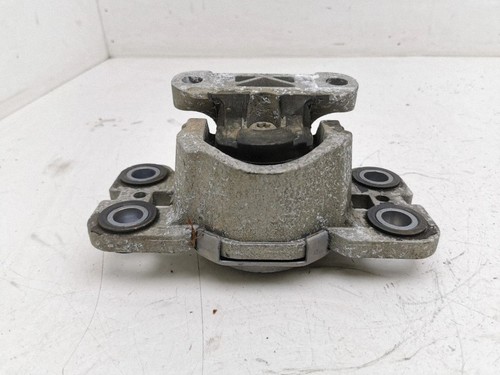 Volvo xc60 2011 engine mount - xc60,